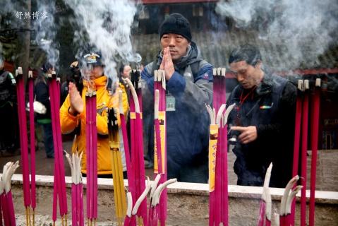 一個道教大師的終身分享——最有效果的燒香方式