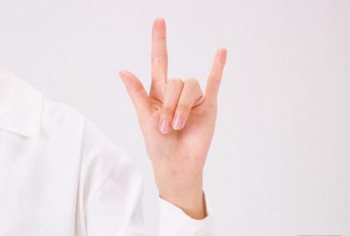 五指看你一生被註定的愛情之路，是否曲奇坎坷！