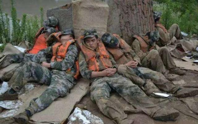 退役老兵和你谈谈军人的责任