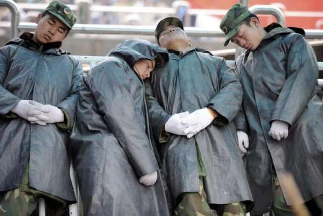 退役老兵和你谈谈军人的责任