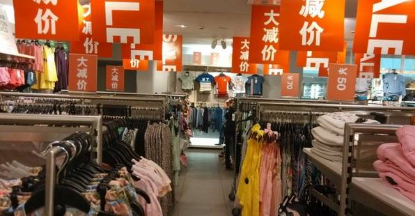 在這，不禁想問，一部手機真的有這么重要嗎？