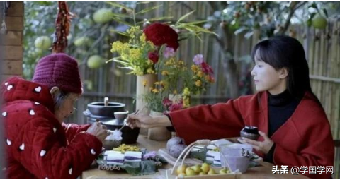 李子柒田園牧歌式的人生，在美食里體驗煙火氣息，享受慢時光生活