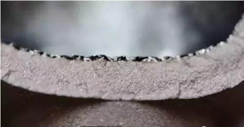 建盞,看胎顏色就可判斷是否為鐵胎?