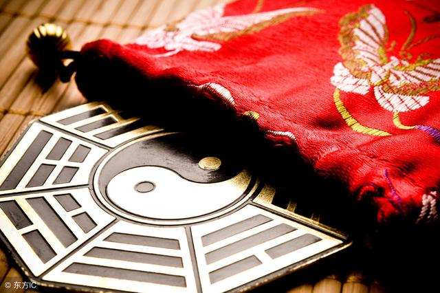 算命先生斷言：我子女緣薄，還好按大師所說最終得一不凡龍女……