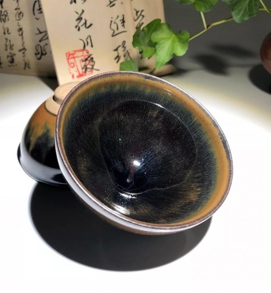 在詩人的眼中,建盞是這樣的