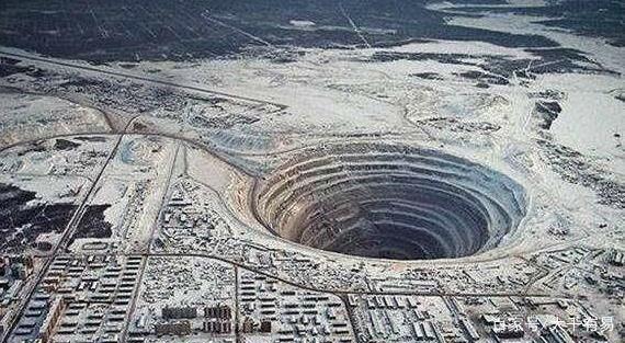 前苏联妄图打穿地球，却出现超自然现象，真挖到了地狱？