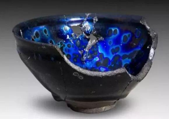 一花一世界，一盞一禪宗