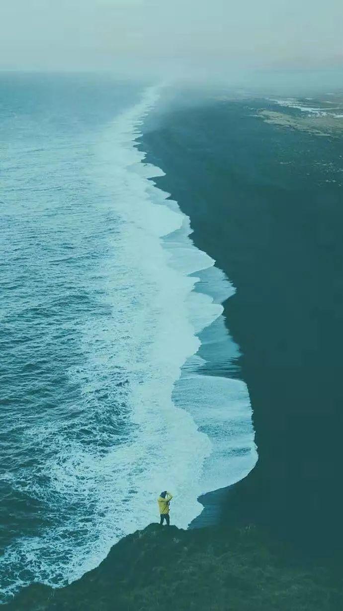 晚讀：人到中年，如酒亦如詩