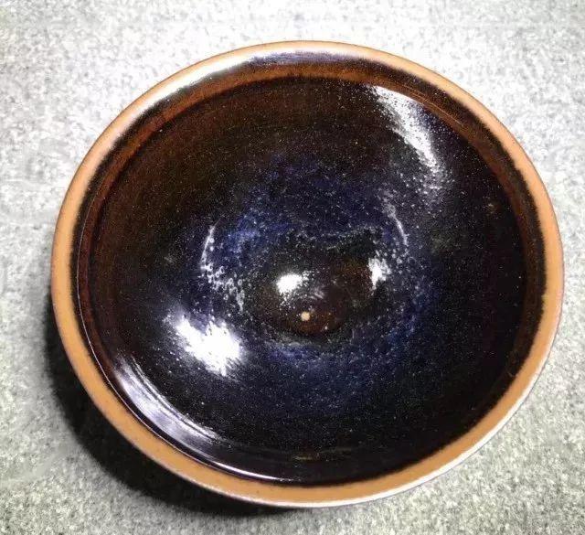 氣孔給建盞帶來不一樣的功效