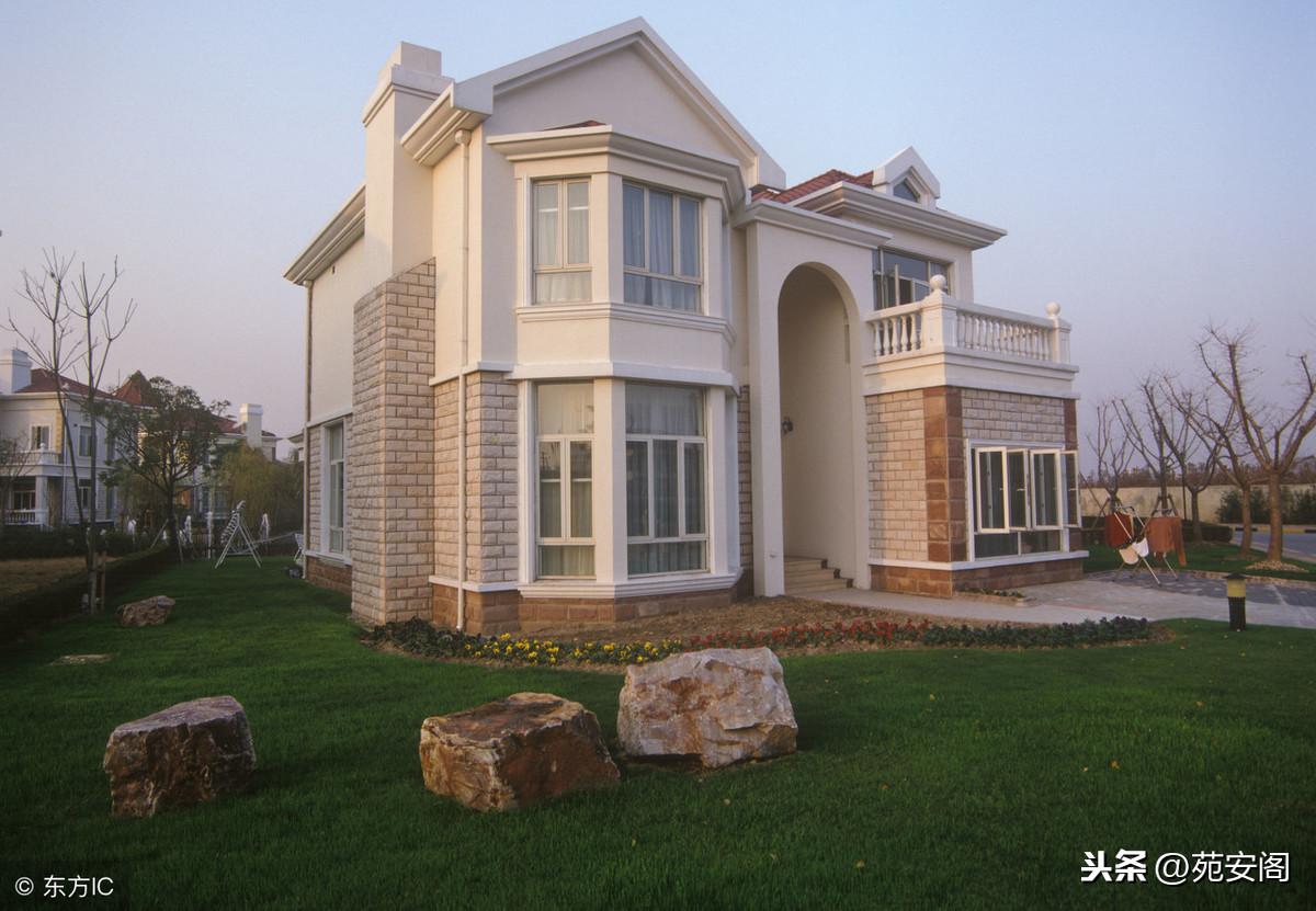 在風水學上，房屋為何不宜在風口以及不宜靠近帶有煞氣的建築物