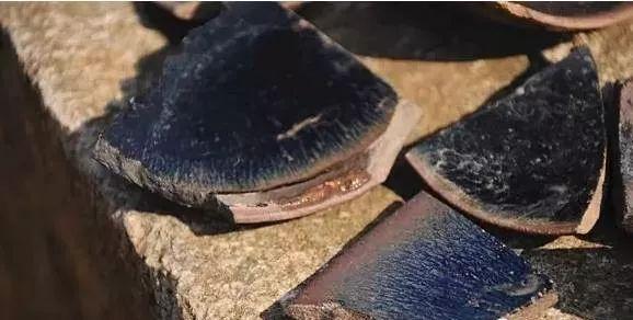 建盞,看胎顏色就可判斷是否為鐵胎?