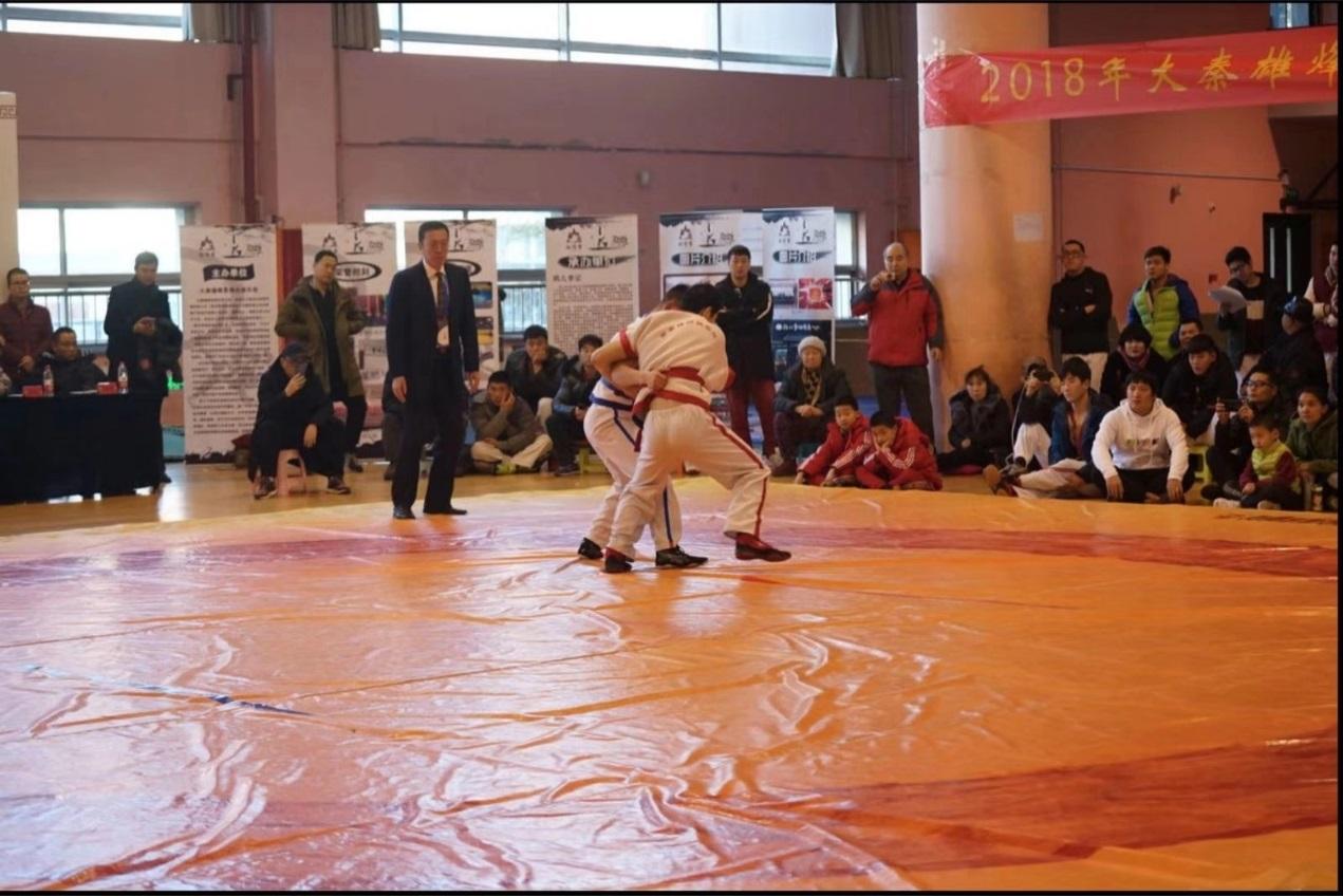 競技體育，摔跤新規則出爐，來自民間，制度上斬斷買通裁判的可能