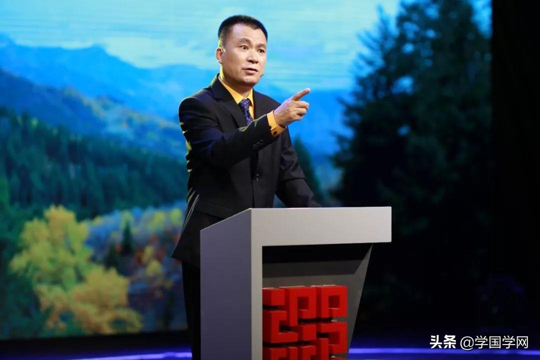 守陵30年成為清史專家，5次上百家講壇，他為你揭秘清宮疑案秘史