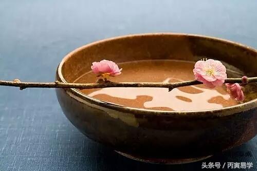 坤造從旺,即便自強不息,很多事也難以成其所願