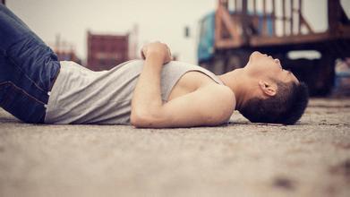 有錢人那麼多，為什麼窮的是你？