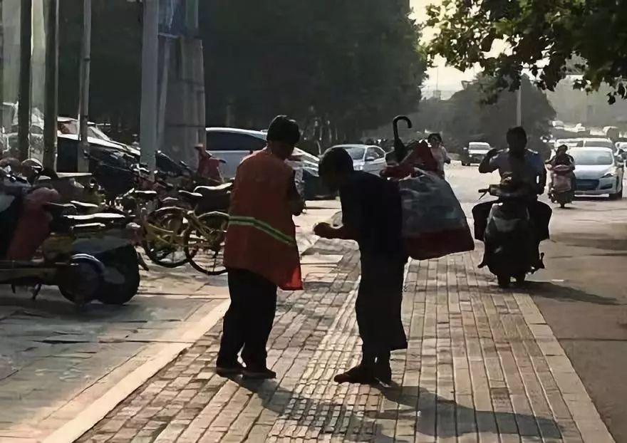 你不經意的善良，我卻銘記一生！看哭了……