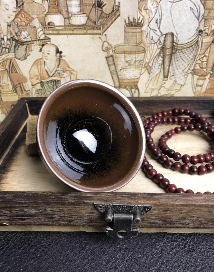 柴燒建盞是木的獻身,火的藝術