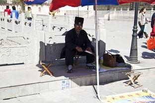 這段時間工作不順回老家找大師算了一卦回去之後事業真的就……