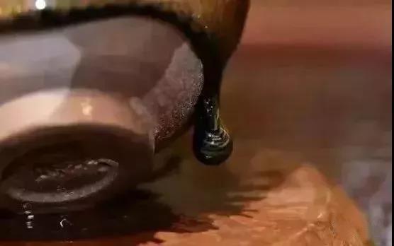 被誤認的建盞「瑕疵」其實是另一種美