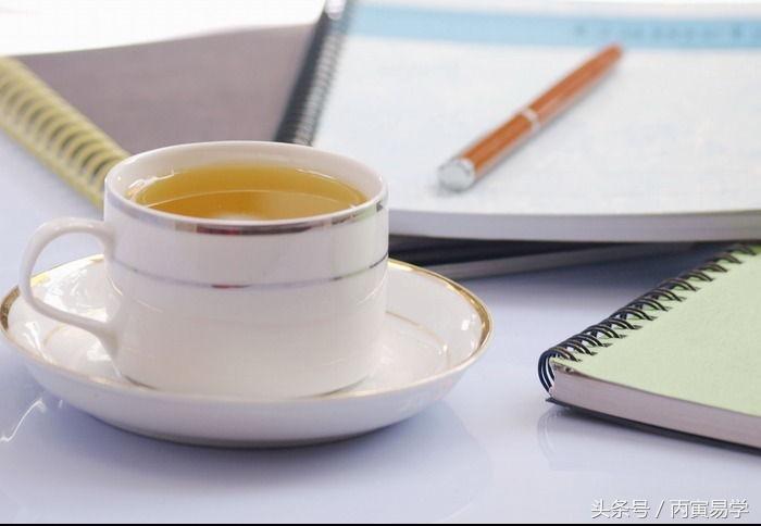 如果你認為這個八字格局不高，那你就錯了