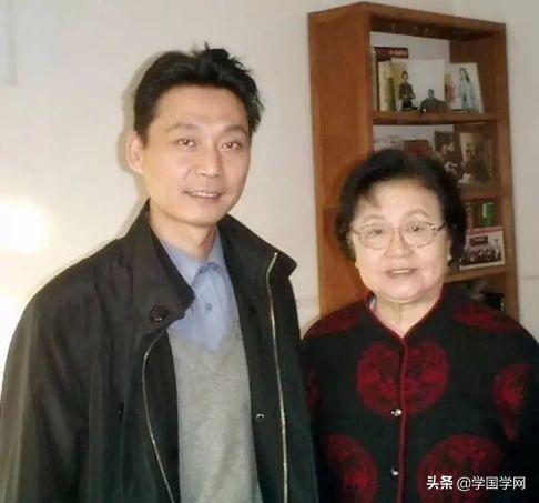 易受文人追捧，難討俗人歡心，它位列四藝之首，原來是有千年淵源