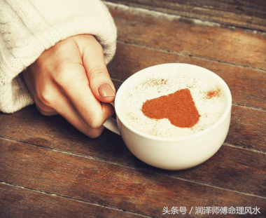 潤澤師傅：今年過後運勢逐漸變好，貴人運強盛的女命八字