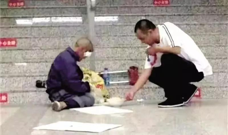 你不經意的善良，我卻銘記一生！看哭了……