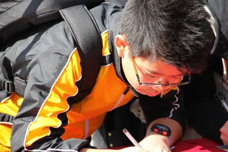 疫情洶涌，復工公司指紋打卡機也是高風險的交叉感染源