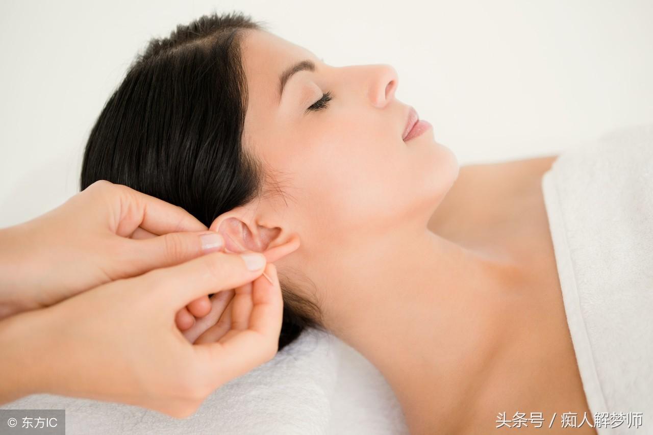 耳垂肥厚的人有福氣是不是真的?