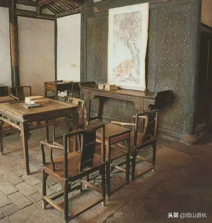 閭山道長：中國八仙桌上吃飯的規矩！