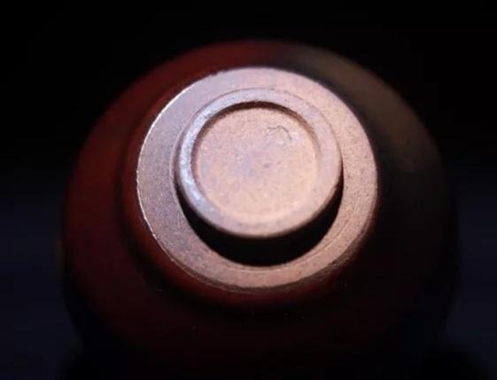 飄盪在宋代黑釉茶盞中的木葉