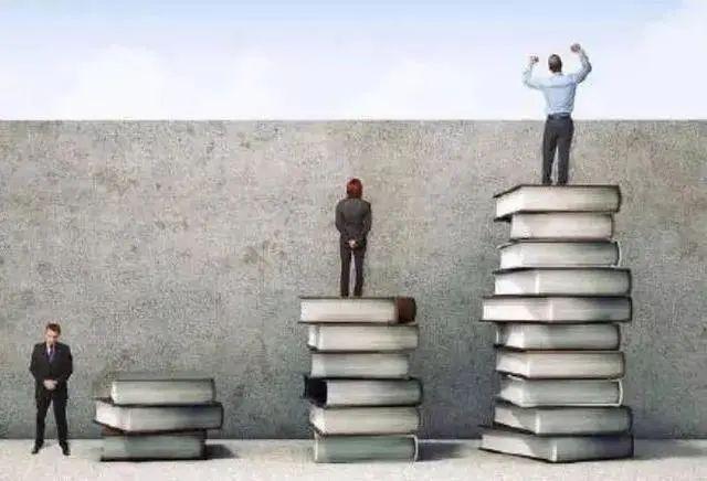 「靜」中藏了一個爭字,「穩」中藏了一個急字