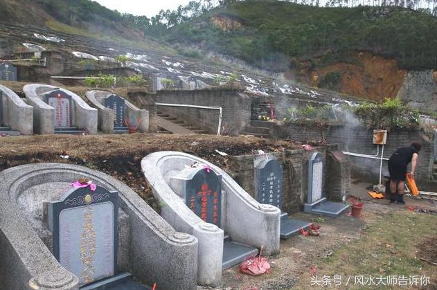 在農村，修墳三大禁忌，萬萬不能去犯，不然會惹「邪」上身