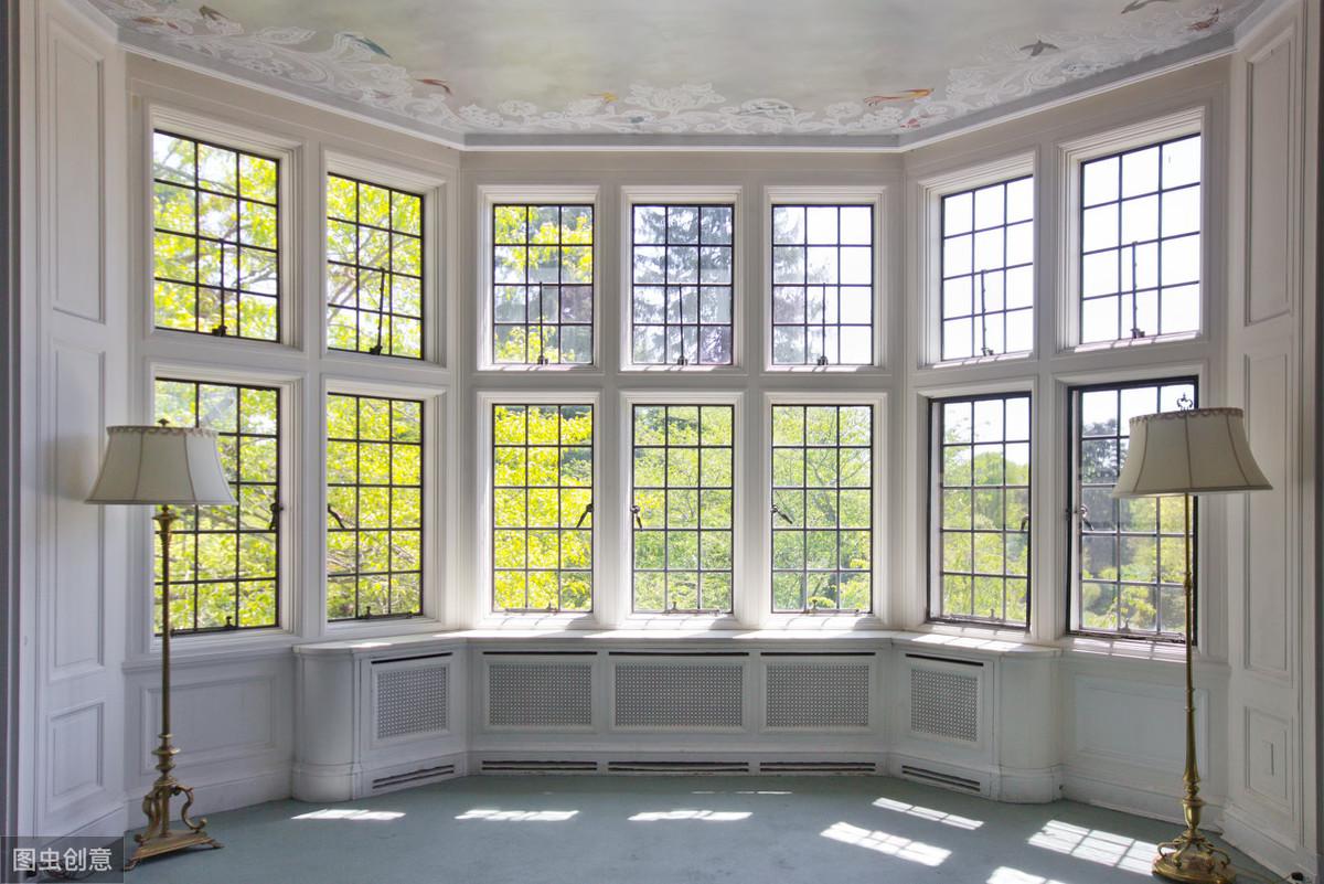 窗戶朝這邊開非常吉利,走鴻運、貴人多