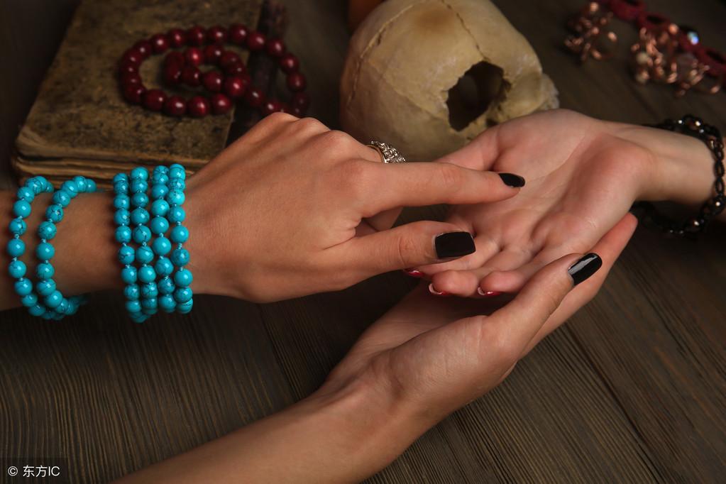 這些靈驗的算命故事你要看看，以後大有用處！