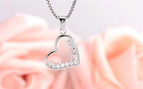 佩戴銀飾有什麼好處？不僅僅是戴著好看哦