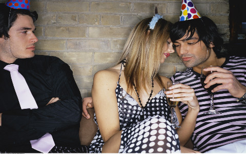 夫妻不和風水化解，乾坤位忌諱有缺角