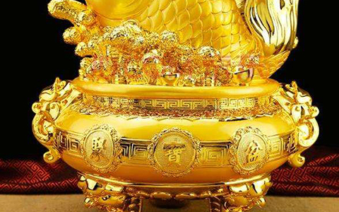 進門見聚寶盆，風水不好建議換位置