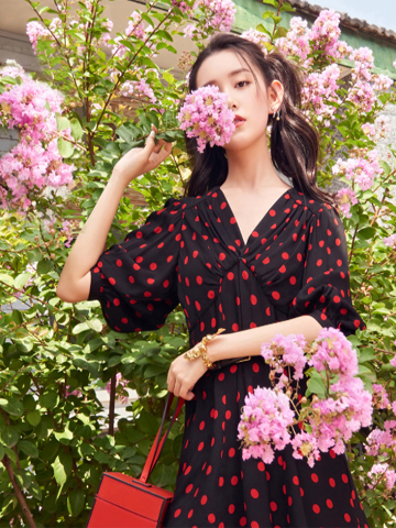 女性辦公桌上擺放的五大風水常識，知道這些好處多