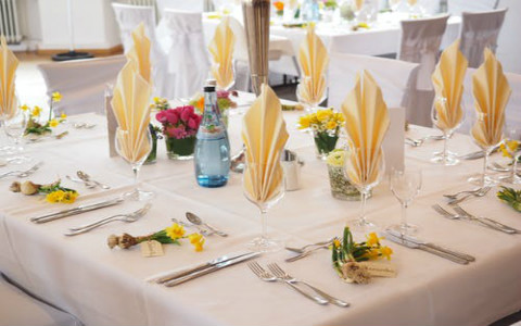 餐桌桌布忌諱顏色，選錯顏色危害大