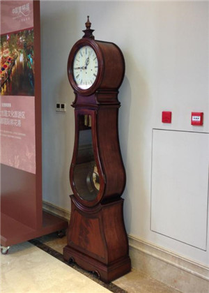 落地鐘的擺放風水，這兩個地方不能放