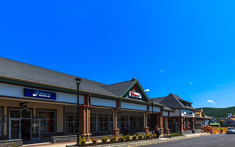 商鋪對著湖風水好嗎 有利有弊需要權衡