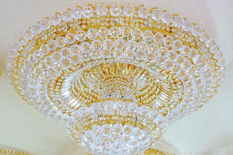 卧室水晶燈風水講究 有哪些需要注意的事項