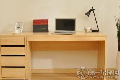 家裡寫字檯擺放有什麼風水講究