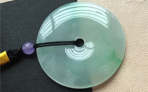 平安扣的風水作用,佩戴禁忌有哪些?