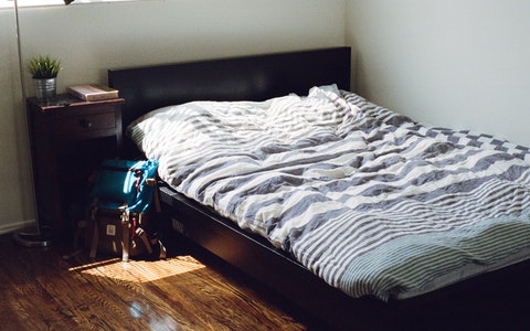 床頭朝向哪個方向好?這可關乎你的睡眠大事!