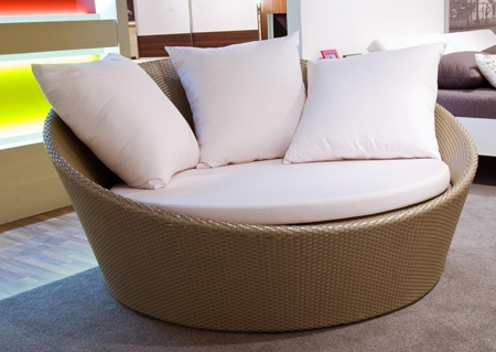 80後客廳沙發的擺放風水