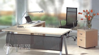 別招來麻煩！辦公桌擺放禁忌