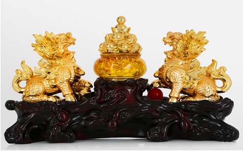 聚寶盆和貔貅可以一起請回家嗎？需要講究方法。