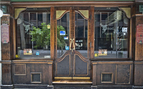 店鋪大門顏色風水講究，什麼顏色最旺財呢？